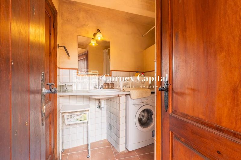 Foto ab674e5e-c0fb-40b4-b773-bdc8fc17f022. Casa amb calefacció a Ullà