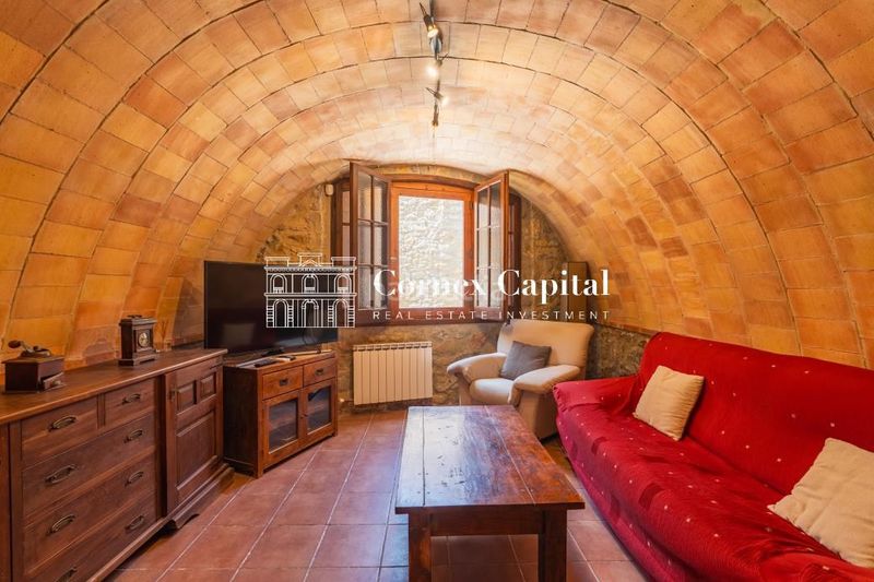 Foto d01358f4-a96e-4e19-900b-1b1dcd0da912. Casa amb calefacció a Ullà