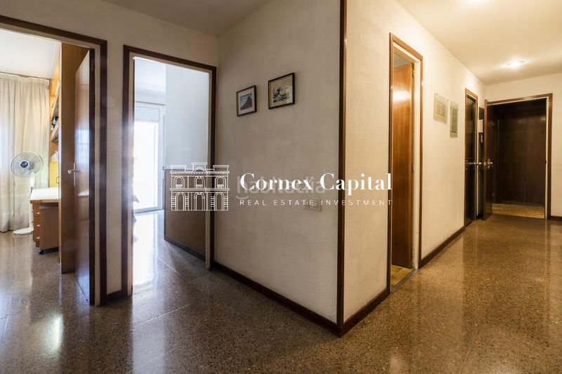 Foto 0bb25e23-d068-4c97-b61e-e40b9e6fb2a3. Piso en Putget - Farró Barcelona