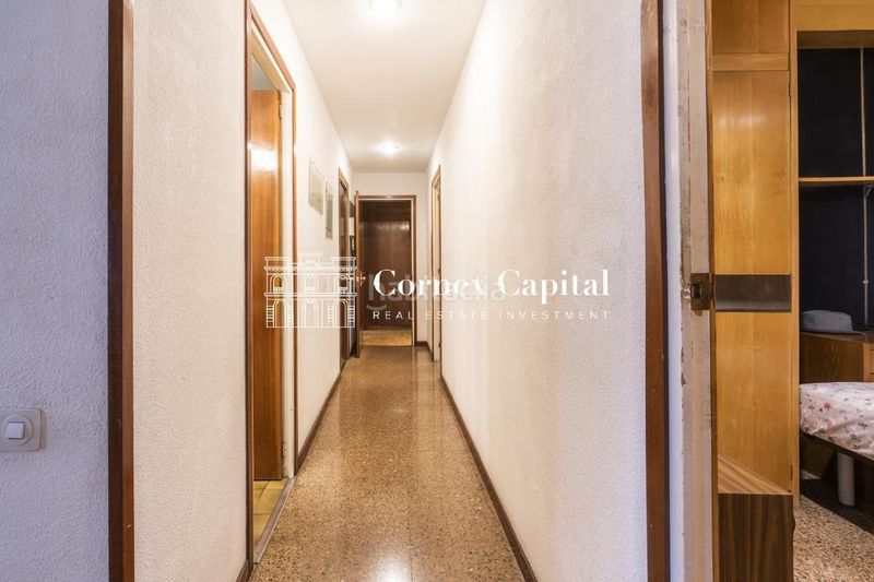 Foto f28a7ee2-a227-421e-b27d-8017ed38ade7. Piso en Putget - Farró Barcelona
