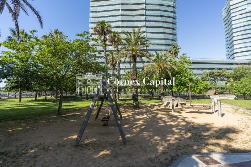 Foto e3f46a65-2a3e-485d-ad73-ed85bbe418e9. Pis amb calefacció piscina a Diagonal Mar i el Front Marítim del Poblenou Barcelona