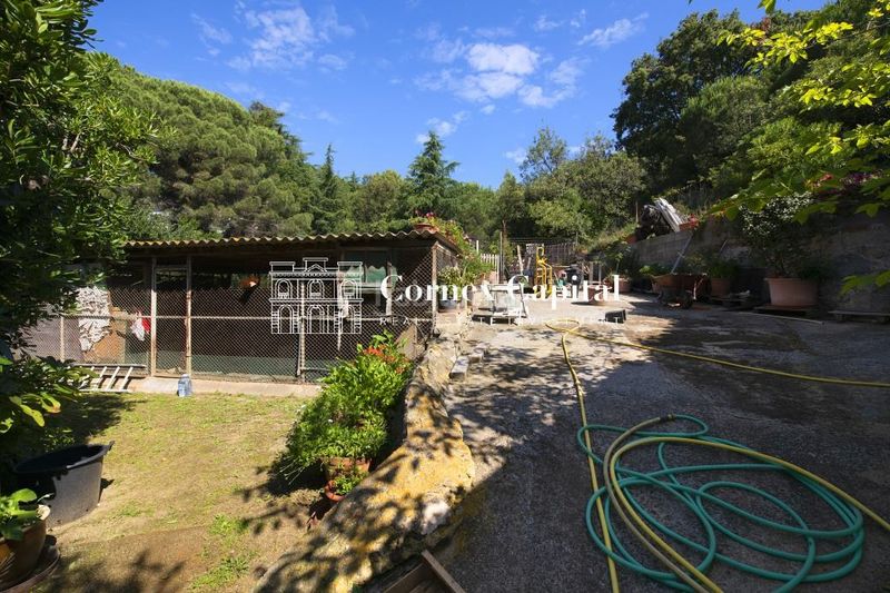 Foto 846a2df6-a563-44d1-a514-3dfcb31284fe. Masia amb aparcament piscina a Centre Sant Andreu de Llavaneres