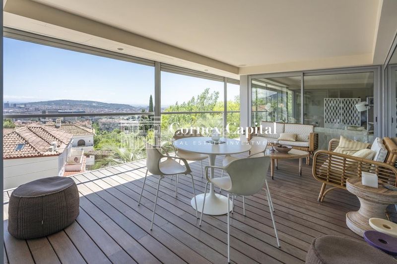 Foto 6cc0cea0-31a7-4e89-a0b2-a16541e7ce29. Casa amb calefacció aparcament piscina a Pedralbes Barcelona