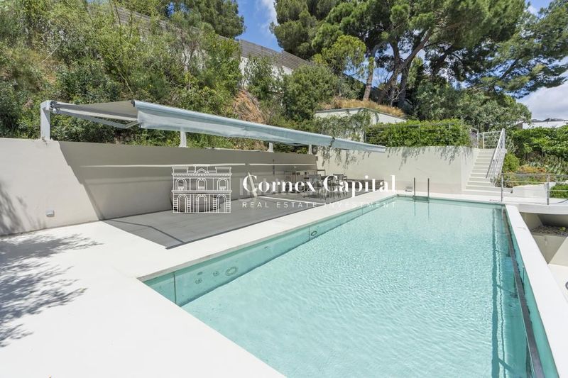 Foto ca9e7d9c-4be6-461d-961a-9f9d68cc5acd. Casa amb calefacció aparcament piscina a Pedralbes Barcelona
