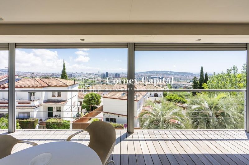 Foto dfc6093c-f5d0-4627-9faa-d834e81ab622. Casa amb calefacció aparcament piscina a Pedralbes Barcelona