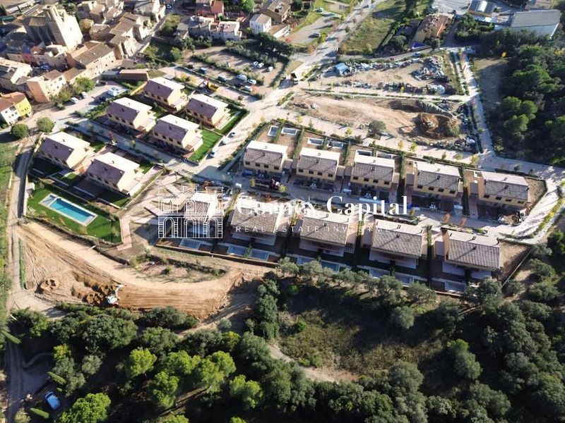 Foto 1ab8ee50-f6fb-4b75-a267-d831487e6dda. Casa adossada amb calefacció aparcament piscina a Regencós