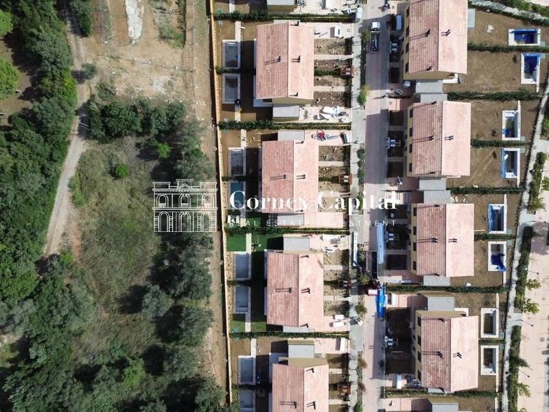 Foto f6986cb5-2eee-41bd-a62d-5a1adeab3f10. Casa adossada amb calefacció aparcament piscina a Regencós