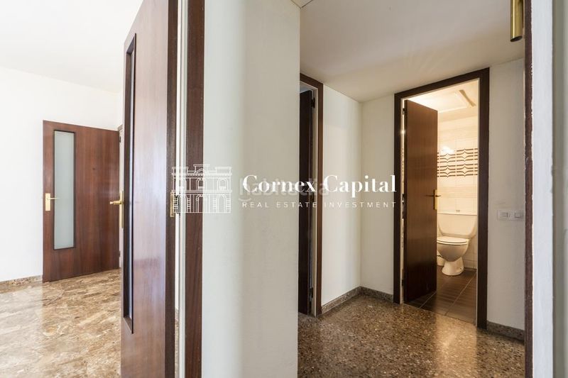 Foto cb3e0854-9400-4e66-8738-35679611772e. Piso en La Nova Esquerra de l´Eixample Barcelona
