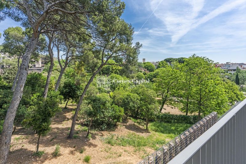 Foto 40b956d7-bca7-4a3b-a43d-93469f112772. Pis amb calefacció aparcament piscina a Sarrià Barcelona