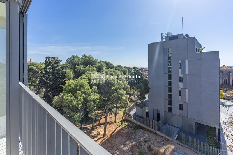 Foto 97e8e6b1-cd1b-45e9-ab4e-6fab6b97c998. Pis amb calefacció aparcament piscina a Sarrià Barcelona