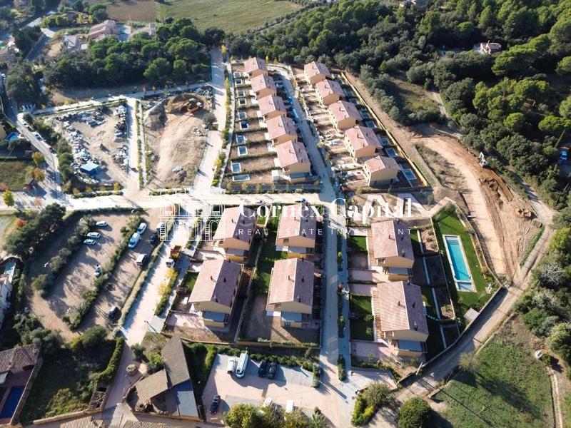 Foto 5585199b-336b-4657-8545-ad88b31f3435. Promoción TURÓ DE REGENCÓS en Regencós. Edificio viviendas de obra nueva