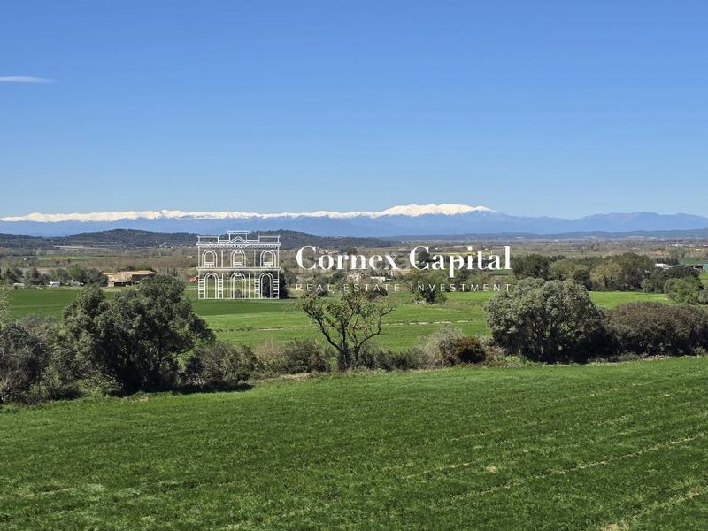 Foto eb4620fa-f079-4fd4-b0e2-ae6f6aeccd0c. Casa adossada 204m<sup>2</sup> amb aparcament piscina a Pals