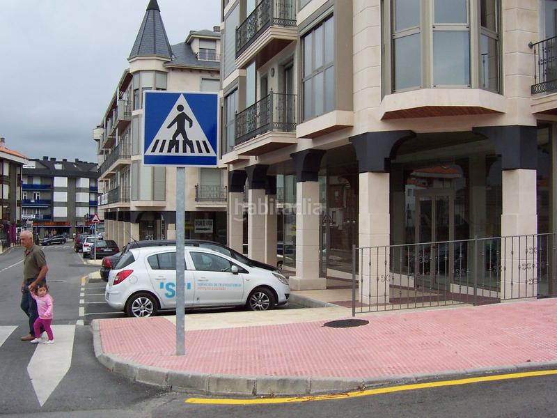 Foto 0126a8df-3375-4224-95c9-37fb04c7320a. Locale commerciale in calle quintana 7 in Suances