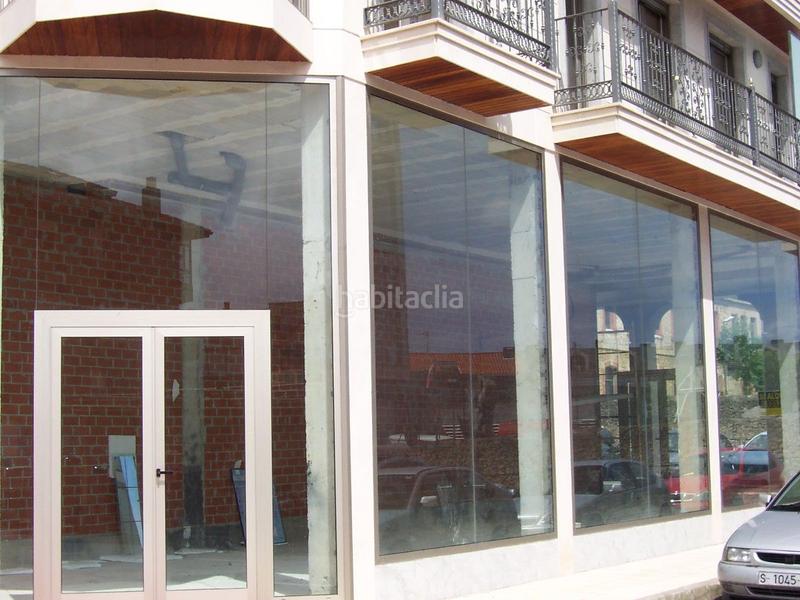 Foto 92ef8f87-f8c7-4d92-80a7-aa5de55eb721. Locale commerciale in calle quintana 7 in Suances