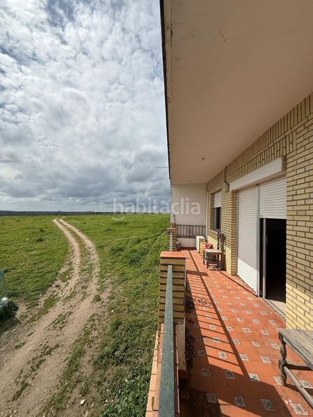 Foto e8514d81-6949-41a1-960e-64b908f82e41. Casa a Las Pajanosas Guillena