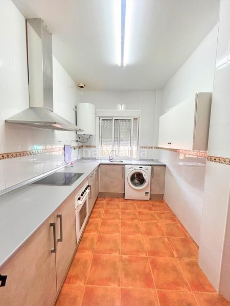 Foto 54e6ff11-4026-4c0f-bc11-7b33f7b37439. Casa amb aparcament a Burguillos