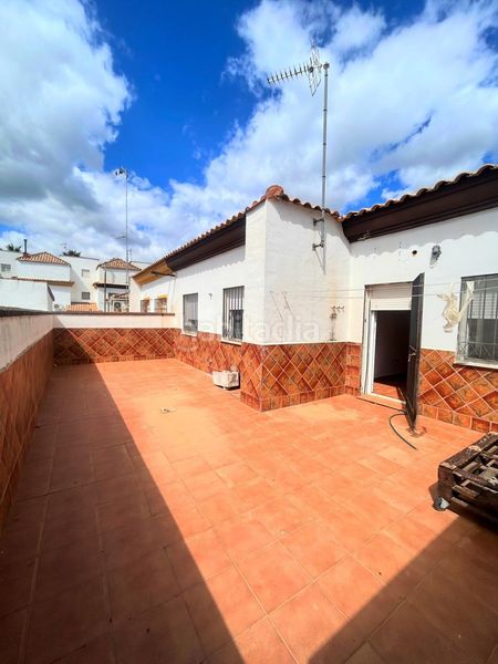 Foto 67065718-3b16-48be-a1bc-6ede055d89aa. Casa amb aparcament a Burguillos