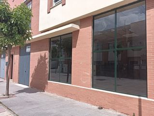 Miete Geschäftsraum in San Juan del Puerto. Alquiler de locales comerciales en san juan del puerto