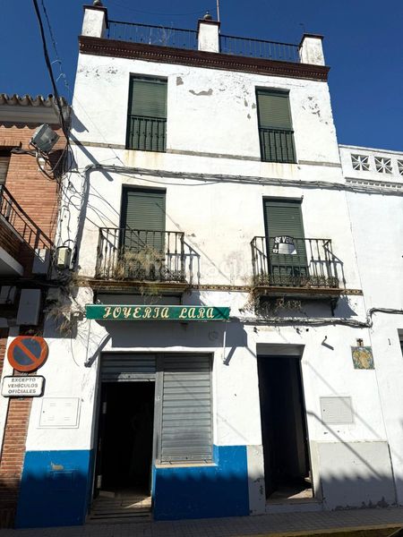 Foto 0535c600-c6aa-4fe5-ac60-500a91fd41c8. Casa a Villaverde del Río