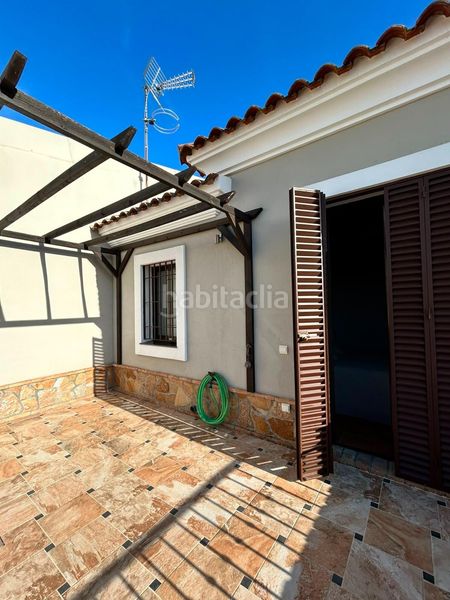 Foto dd04ad54-f17d-4651-bde6-a7a868a86791. Casa a Tocina