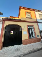 Casa a Cantillana. Vivienda adosada en cantillana con todo lo que necesitas!