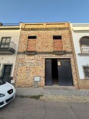 Casa a Alcolea del Río. Nave en construcción en alcolea del río sevilla con proyecto y a