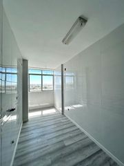 Flat in La Oliva. Amplio piso totalmente reformado en nueva europa sevilla