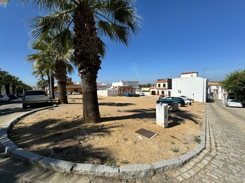 Foto 48e1fc4e-7a9b-4a71-a0e5-2e2d12dd6392. Terreny residencial a Burguillos