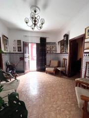 Casa a Guillena pueblo. Oportunidad de vivienda en guillena, sevilla.