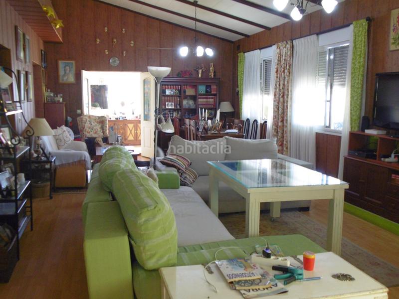 Foto c9149275-ee72-4197-becd-58498952e13d. Casa con piscina in Núcleo Urbano Aljaraque