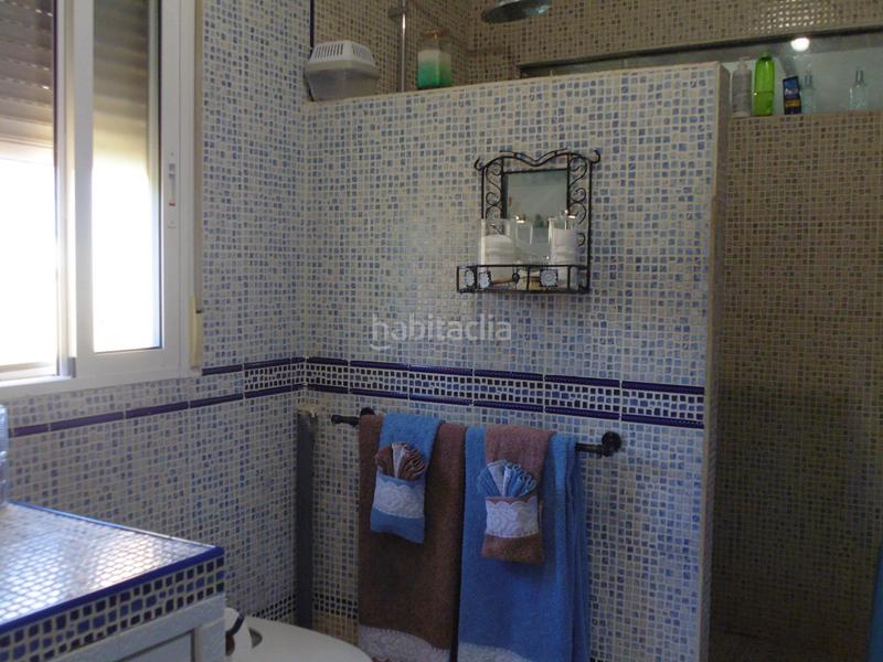 Foto e3f0904c-c08e-4fa1-b547-7cf0884b6bdd. Casa con piscina in Núcleo Urbano Aljaraque