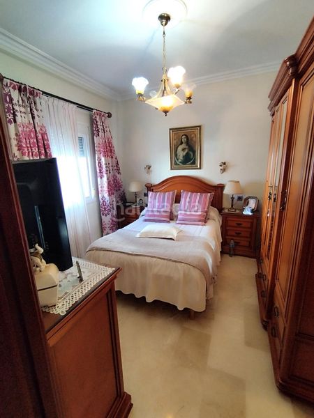 Foto d0cb381b-ec16-4d07-9c96-63389b558e4d. Casa a Villaverde del Río