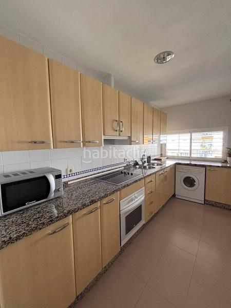 Foto 346a4aab-f7f7-4b44-8759-7bfa3708d311. Alquiler piso vivienda en alquiler para verano . en Isla Cristina