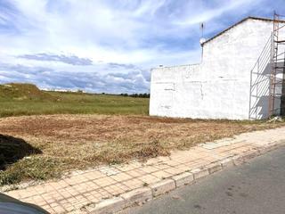 Terreno residenziale in Gerena. Terreno de 321 m en gerena con excelente ubicación