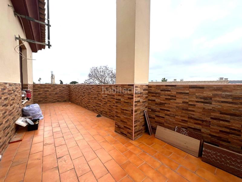 Foto 413f6d0c-3a79-41a7-beed-1fb84cf4e25d. Casa espectacular vivienda de esquina 210.000 ! en Brenes
