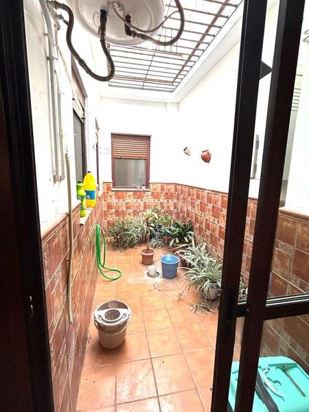 Foto 388c500c-d91a-4d6d-9114-0e576fc8a1df. Casa con parcheggio in Guillena pueblo Guillena