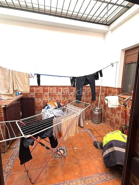 Foto 791f5258-e687-449e-ab5f-0e4ff8c57430. Casa con parcheggio in Guillena pueblo Guillena