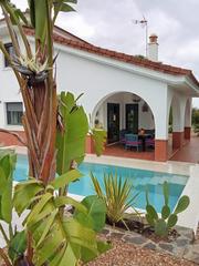 Casa adossada a Costa Esuri. Costa esuri
