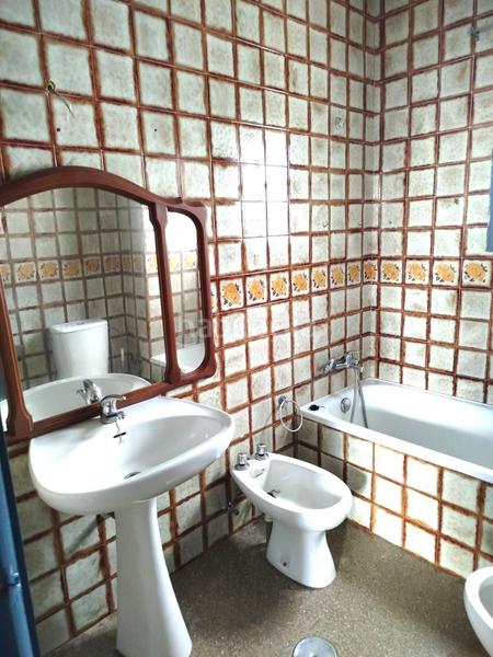 Foto 617f4ef0-4811-4b86-a516-c9c0585e77e3. Casa tu hogar ideal te está esperando! en Castilblanco de los Arroyos