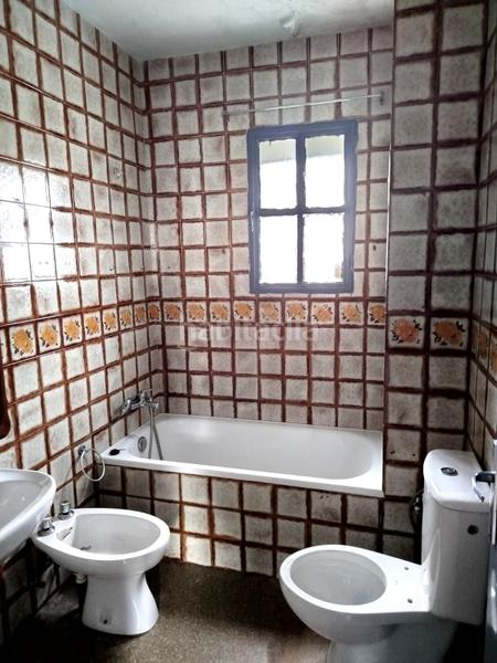 Foto deb7ee92-ce25-46c9-b0c8-d6ad3749c197. Casa tu hogar ideal te está esperando! en Castilblanco de los Arroyos