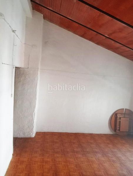 Foto 0244474e-ae36-4614-a0cb-5fad27b9879d. Casa encantadora vivienda con gran terreno en el centro en Alcalá del Río