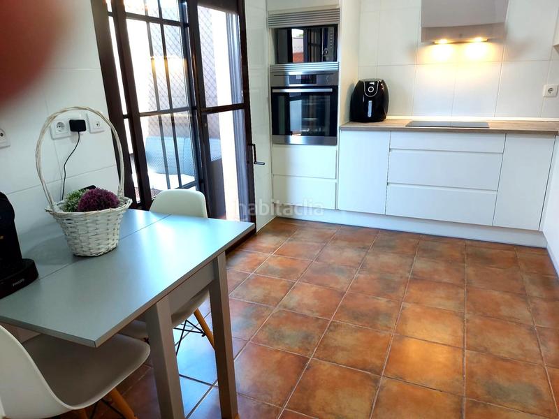 Foto 0a3d7f2a-dd99-4086-883b-224ff8569411. Casa tu hogar ideal te espera en Las Pajanosas! en Guillena