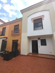 Casa a Las Pajanosas. Tu hogar ideal te espera en las pajanosas!