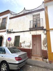 Maison à Brenes. Transforma esta casa en tu hogar, en el corazón de brenes!