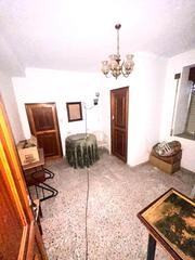 Casa a Gerena. La oportunidad que estabas esperando en pleno corazón de gerena!