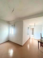 Casa a Gerena. Atención inversores y futuros propietarios!  oportunidad única e
