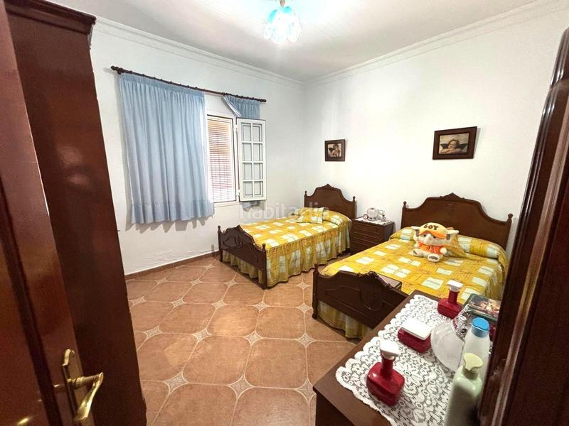 Foto 2bd4b354-a999-4a15-b993-1e9a70de153c. Chalet tu nuevo hogar te espera en Villaverde del Río