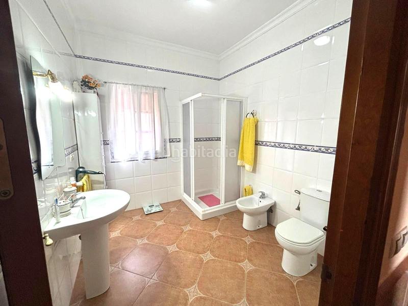 Foto 3e76f8c4-1ebb-4d08-bcaf-e5fc91f5d5b7. Chalet tu nuevo hogar te espera en Villaverde del Río