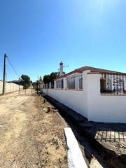 Xalet a Villaverde del Río. Tu nuevo hogar te espera en villaverde del río