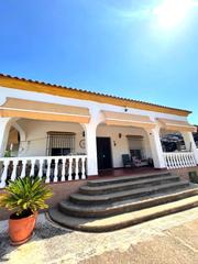 Masia a Cantillana. Tu refugio en la naturaleza te está esperando!